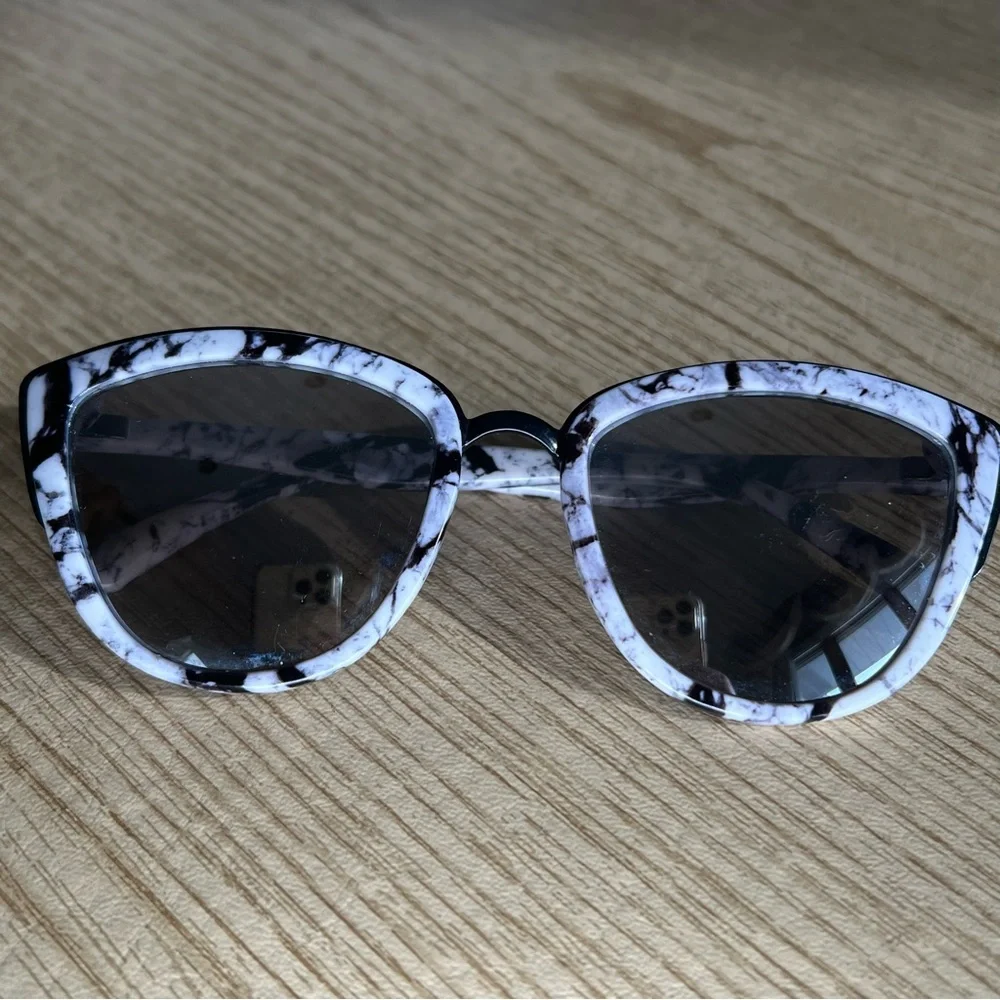 Quay My Girl sunglasses